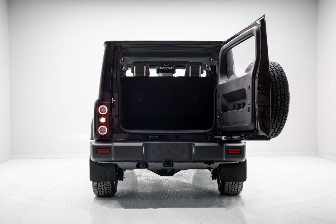 باو 212 T01 Adventurer 2.0L – Black Inside Brown