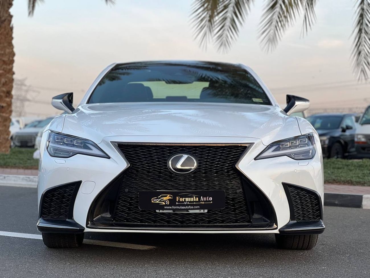 Lexus LS500 F SPORT AWD 3.5L PTR A/T // 2021 // FULL OPTION WITH RADAR , PANORAMIC ROOF // SPECIAL OFFER // BY F