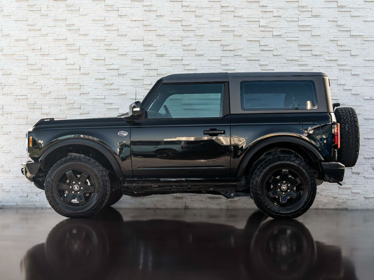 فورد برونكو Wildtrak 2.7L (4 Seater)