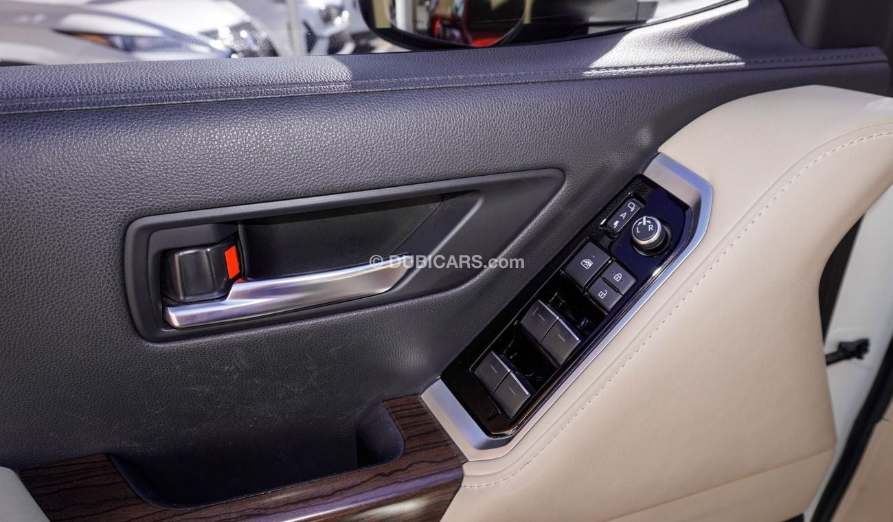 Toyota Land Cruiser GXR  3.5 L V6