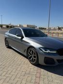 بي أم دبليو 530i LUXURY