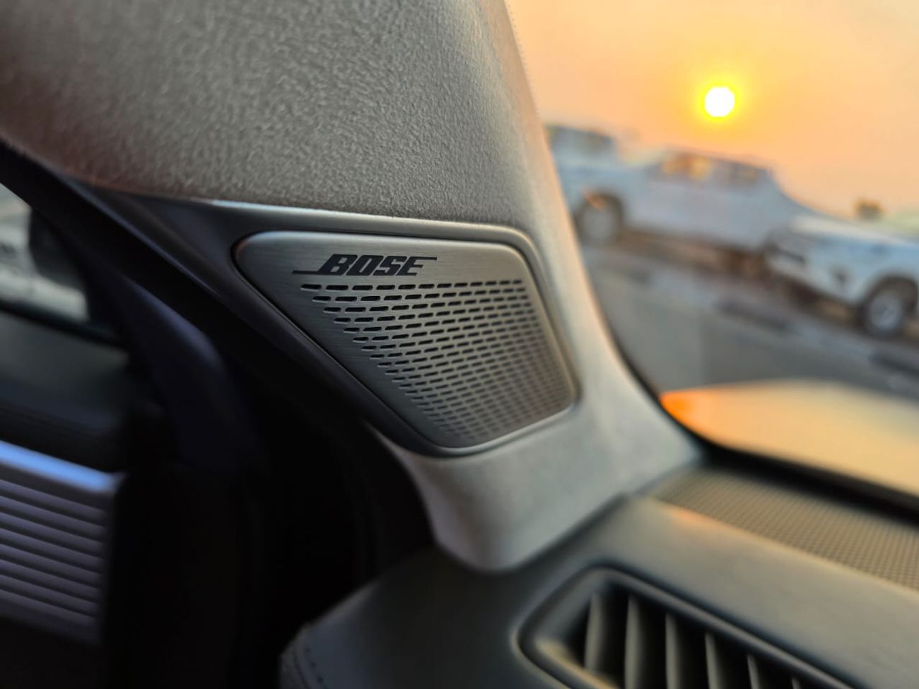 Hyundai Santa Fe 2024 Santa Fe Calligraphy Two sunroof , 360 camera and auto parking system