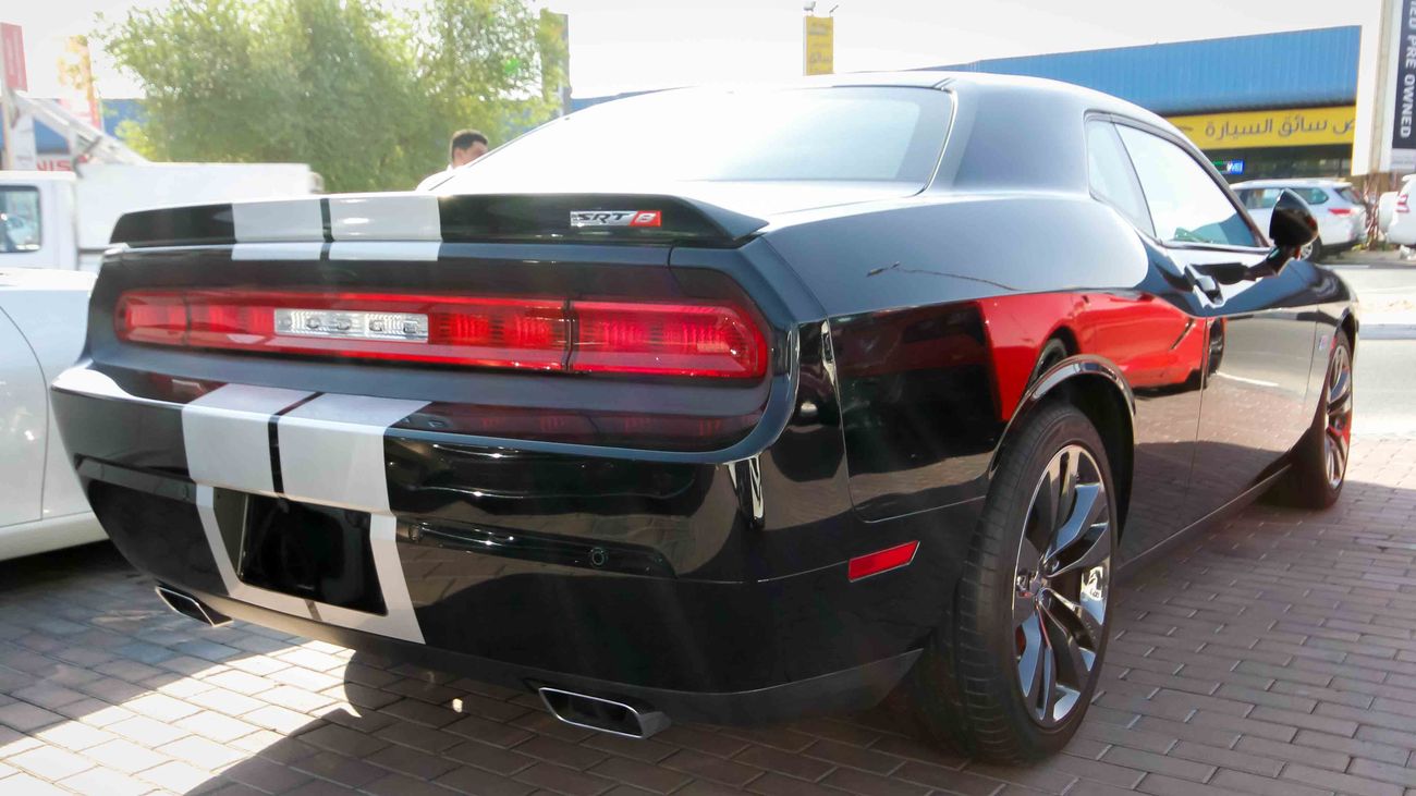 Dodge Challenger HEMI 392 SRT