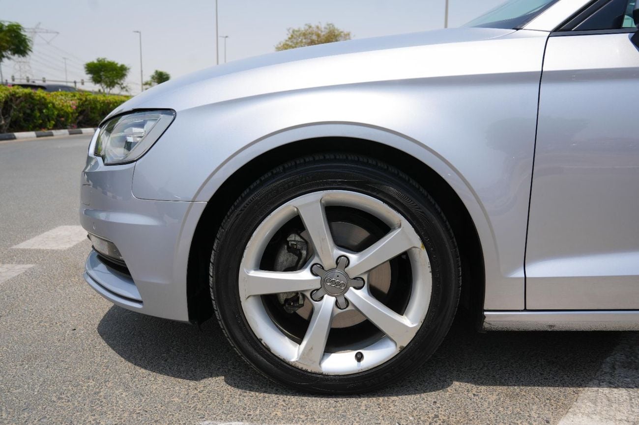 أودي A3 AMBITION 30 TFSI !!GCC SPECS!! WELL MAINTAINED