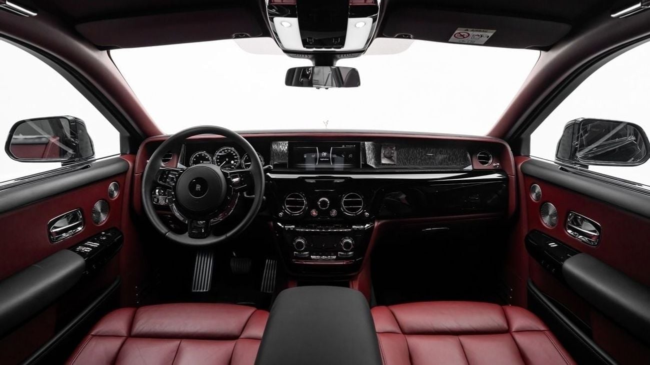 Rolls Royce Phantom STANDARD - 2019 - GCC Specs