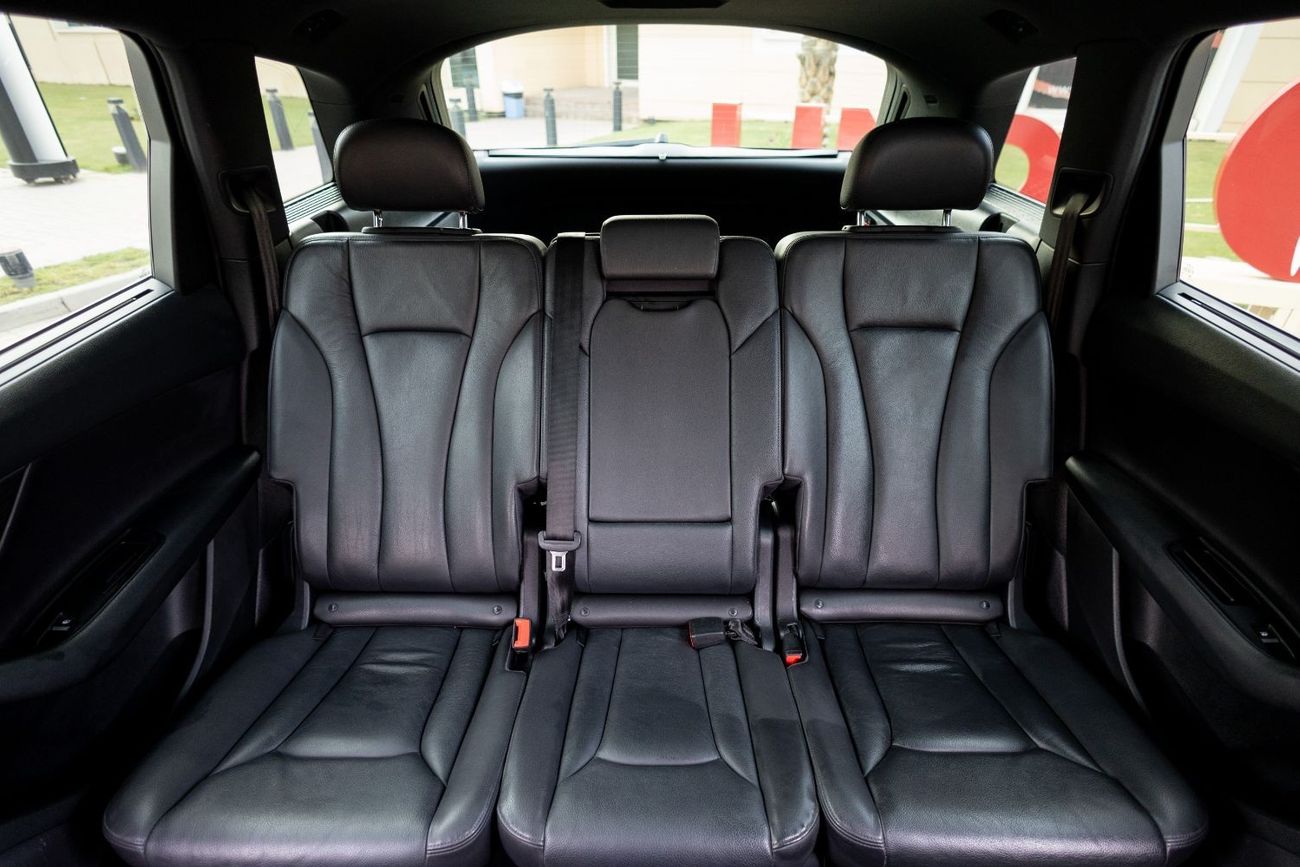 أودي Q7 45 TFSI quattro