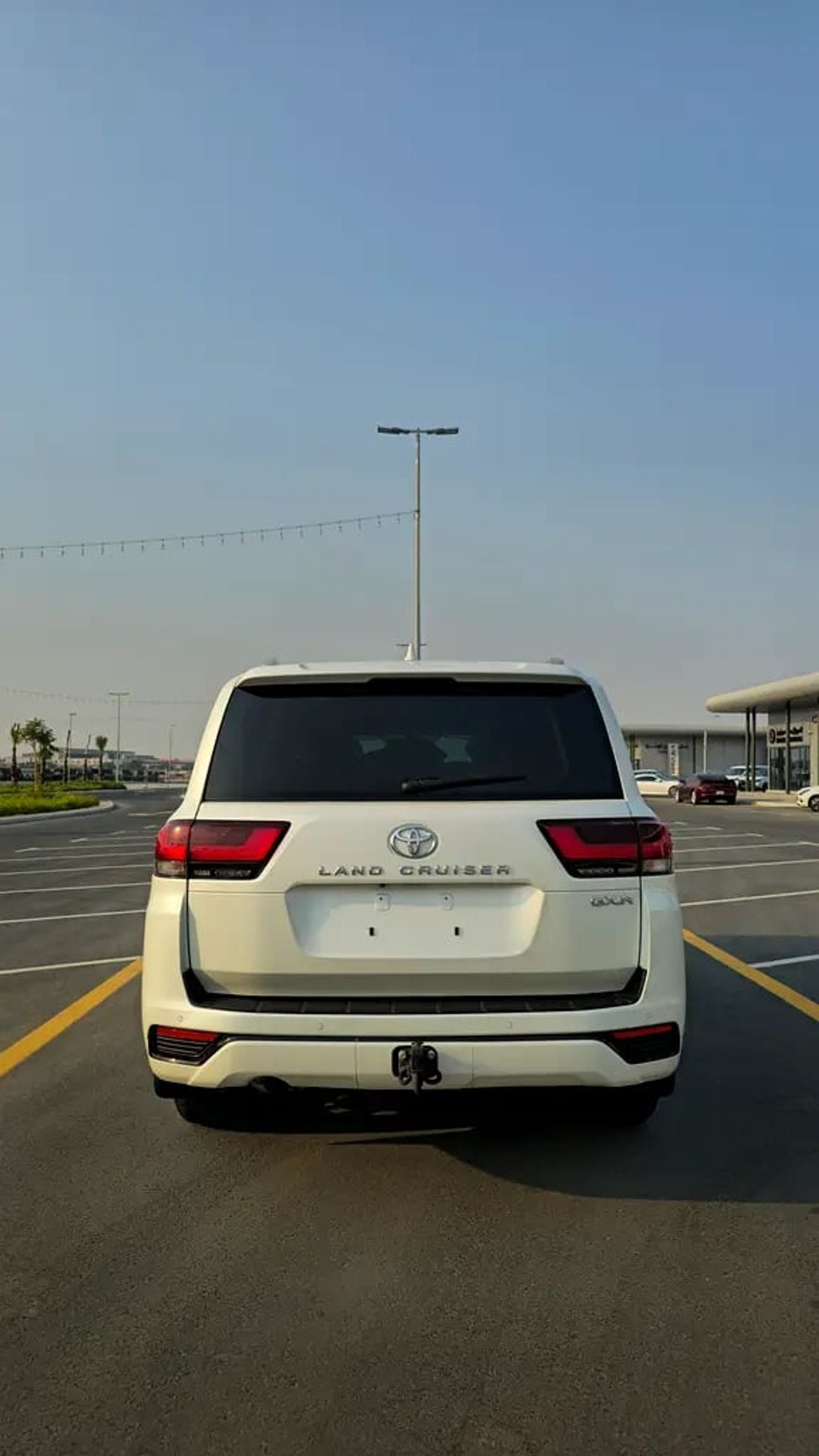 Toyota Land Cruiser GXR GCC Specs