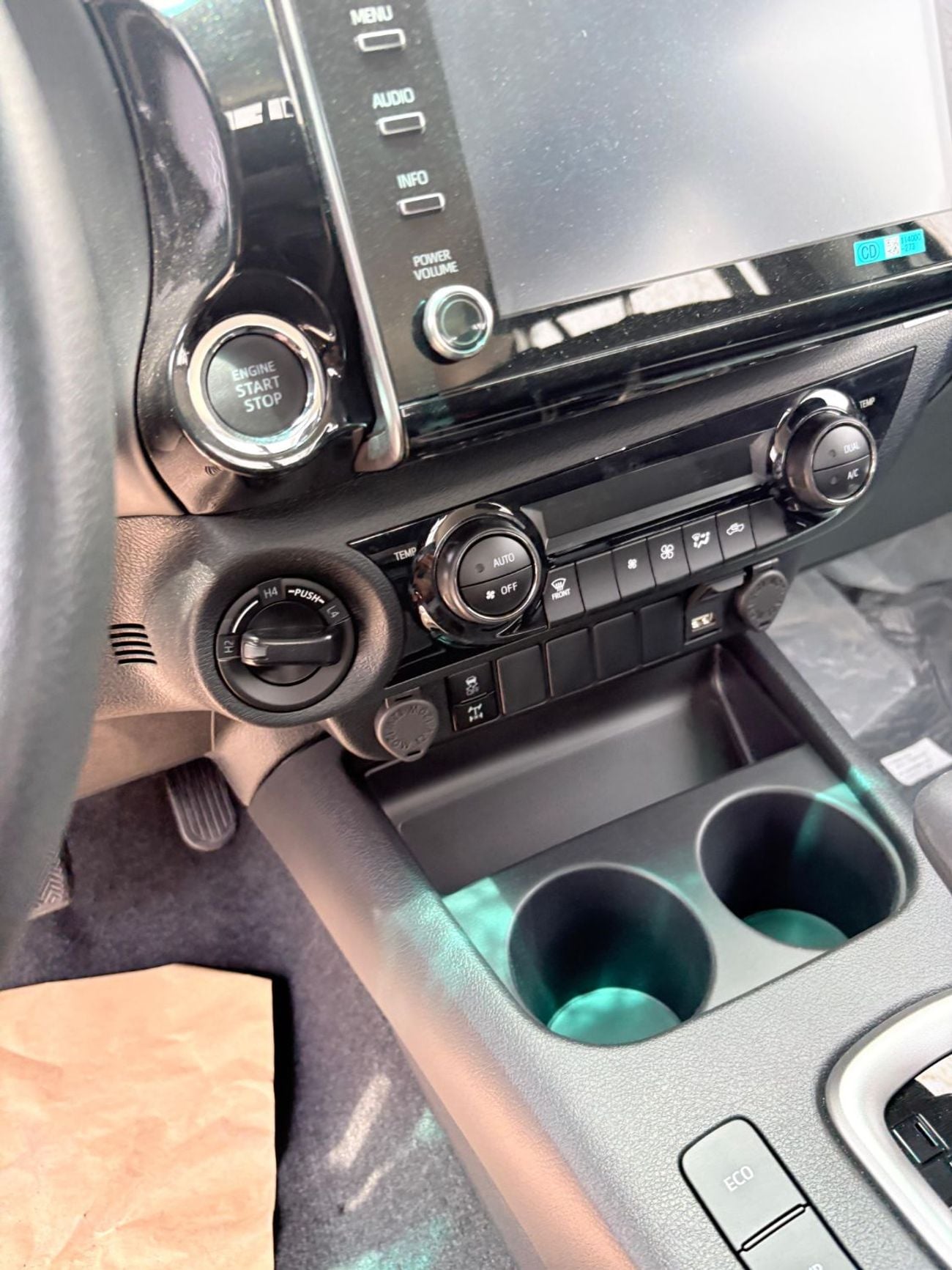 Toyota Hilux DLX