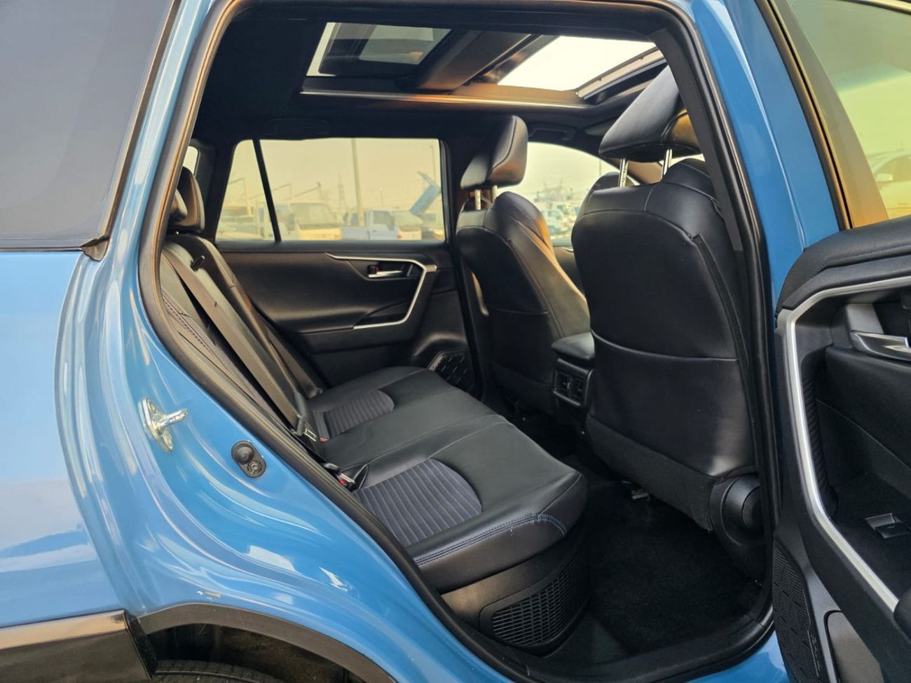 تويوتا راف ٤ 2.5L XSE hybrid