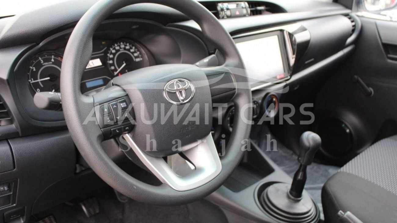 Toyota Hilux Basic 2.4D MT - MY2025
