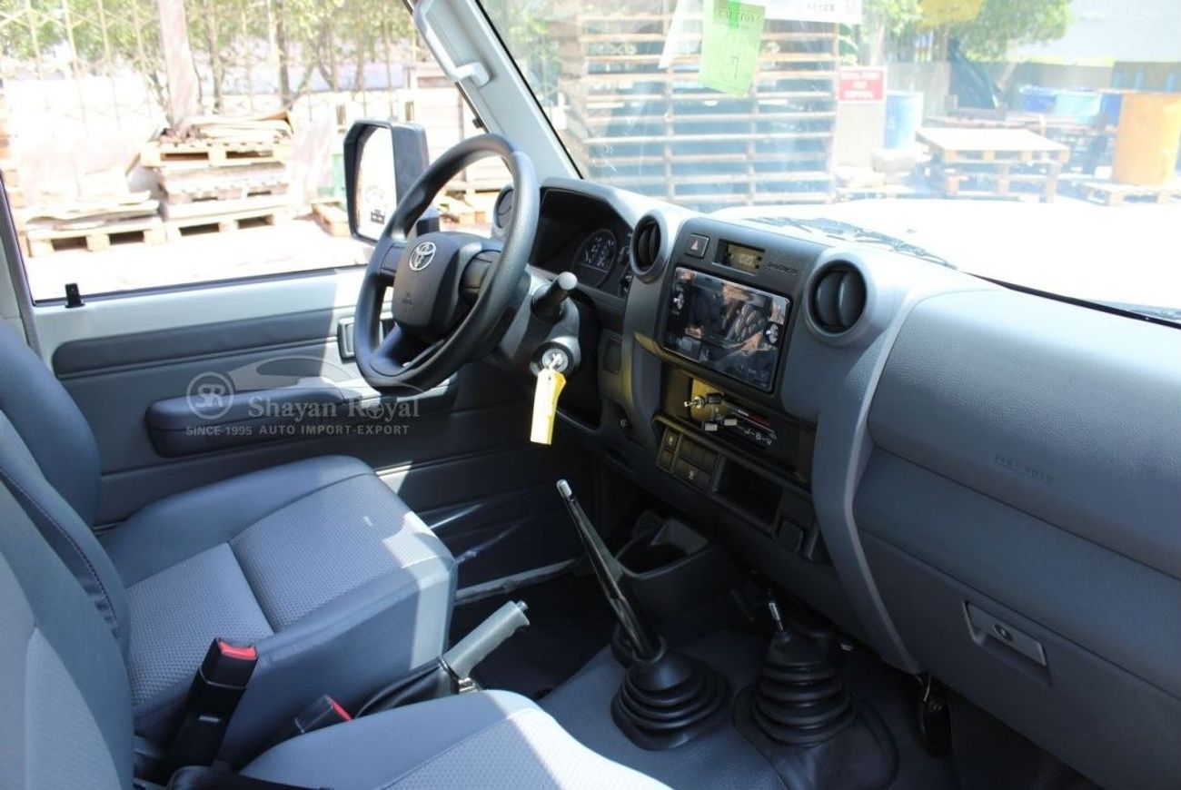تويوتا لاند كروزر 70 LHD LC78 4.2L DSL V6 4WD 3DR 13S MT 2024MY
