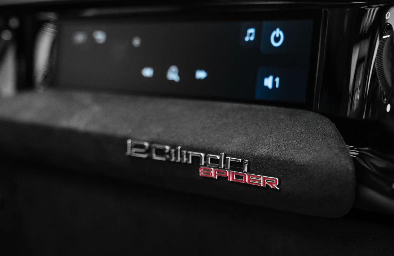 فيراري 12سيلندري ⁠6.5L Naturally Aspirated V12 Engine