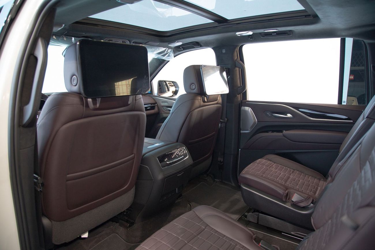 Cadillac Escalade Premium Luxury 6.2L 4WD