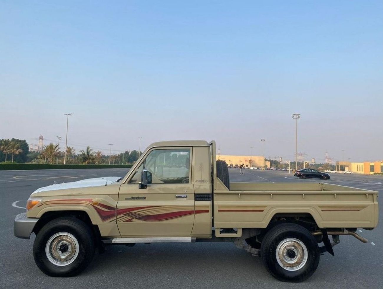 Toyota Land Cruiser Pick Up Toyota Land Cruiser Pickup Single Cab 4.5 Petrol 2009 model