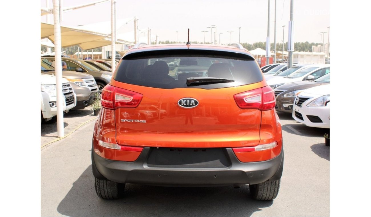 Kia Sportage FULL OPTION - GCC - ACCIDENTS FREE - CAR IS IN PERFECT CONDITION INSIDE OUT