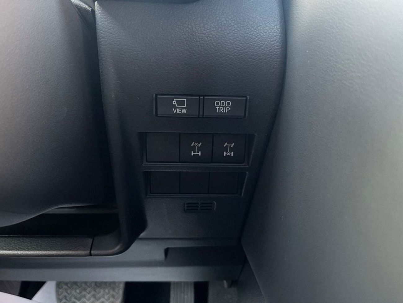 Toyota Land Cruiser GR-S 3.3L