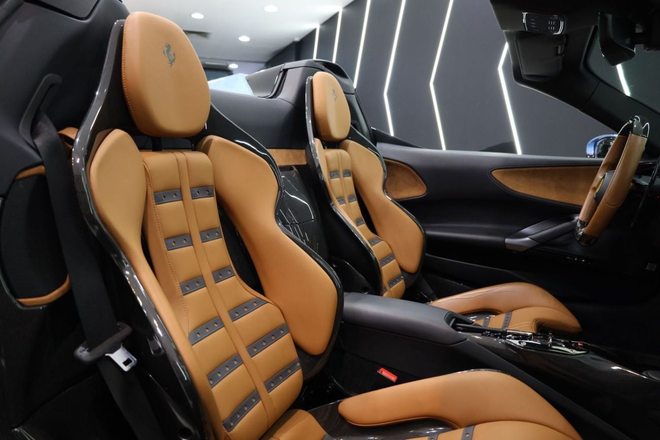 فيراري SF90 ستراديل SPIDER JBL Audio, Carbon Fiber Interior, ADAS Full Pack, Dealer Service Package!!