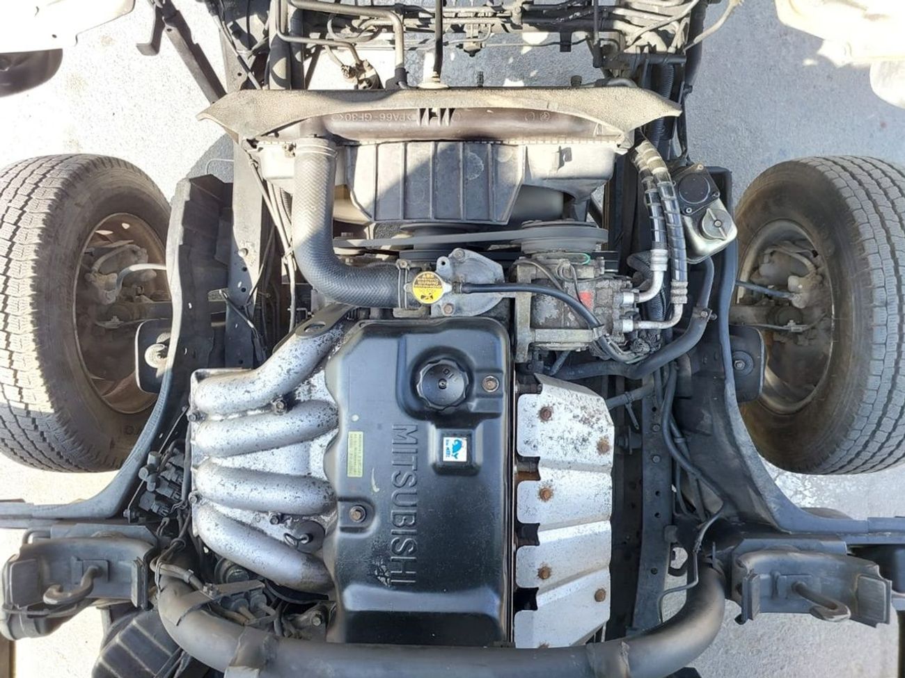 ميتسوبيشي فوسو كانتير MITSUBISHI CANTER TRUCK RHD 1995 MODEL 4.5 L DIESEL MANUAL(PM20240)