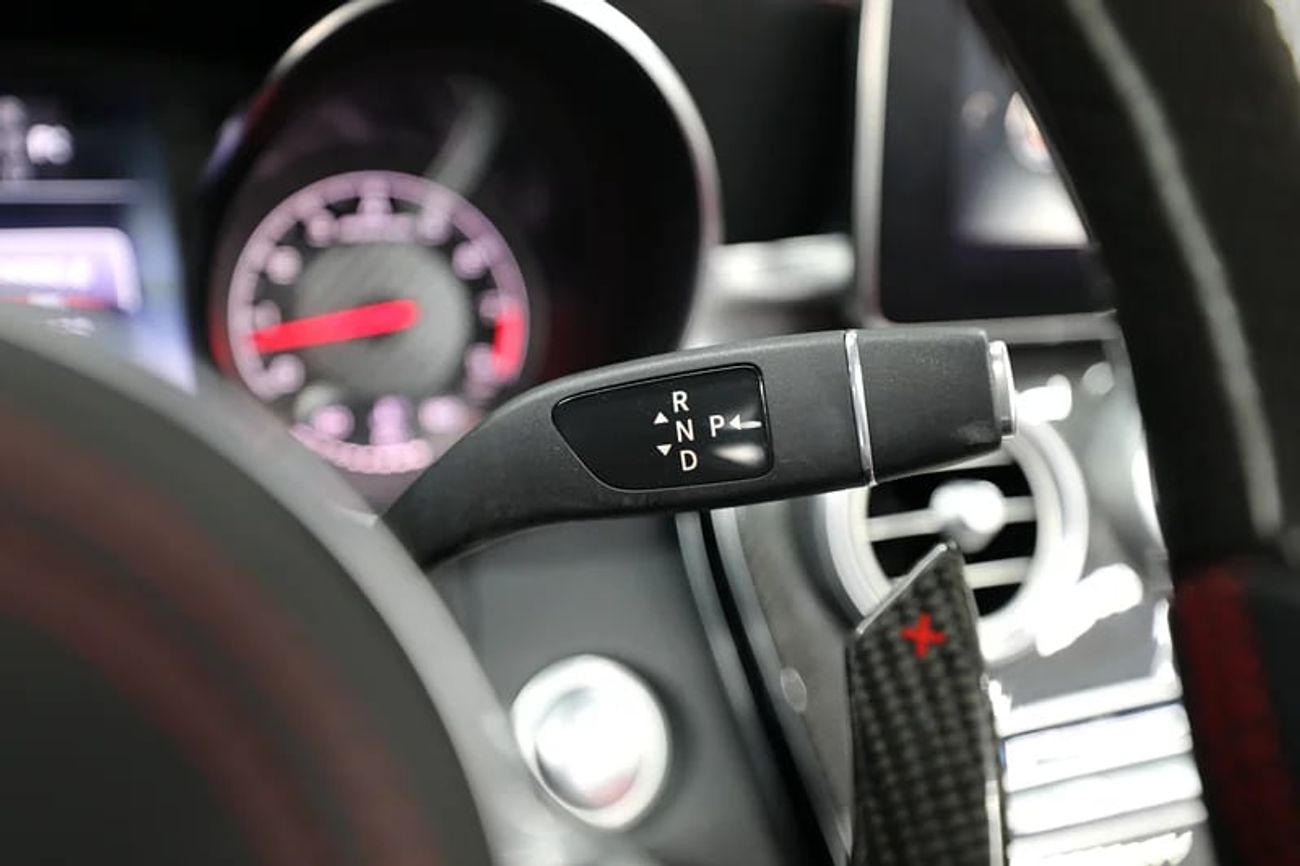 Mercedes-Benz C 63 AMG Std 4.0L Coupe