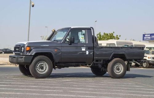 تويوتا لاند كروزر بيك أب 70 4.0L 4WD PETROL 2026