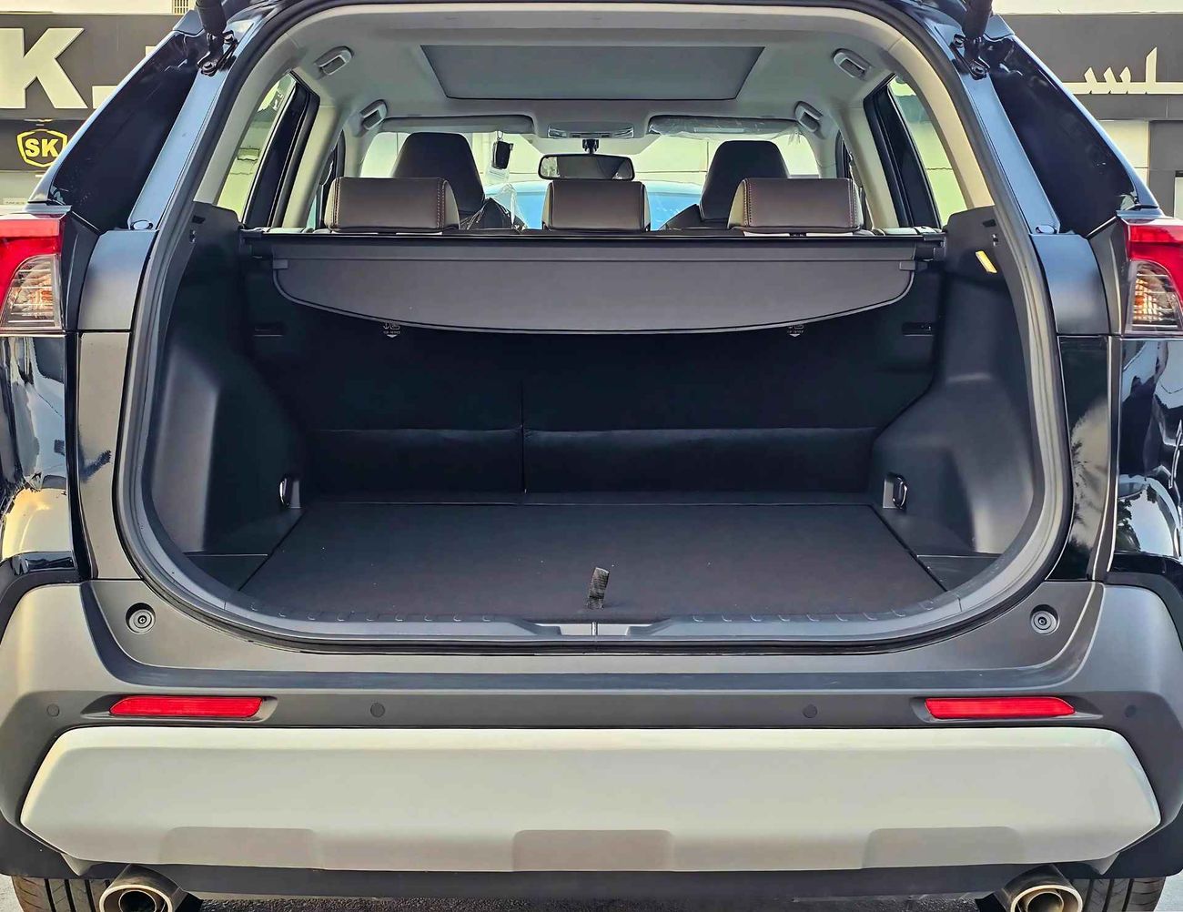 تويوتا راف ٤ Adventure, Full Option 2.5L / AWD With Panoramic Roof, Driver Power Seat  (CODE #  RADVP)