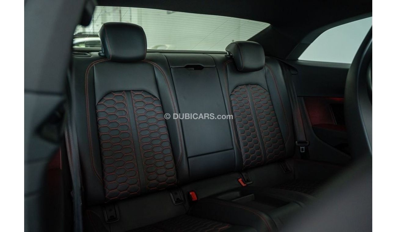 Audi RS5 Standard