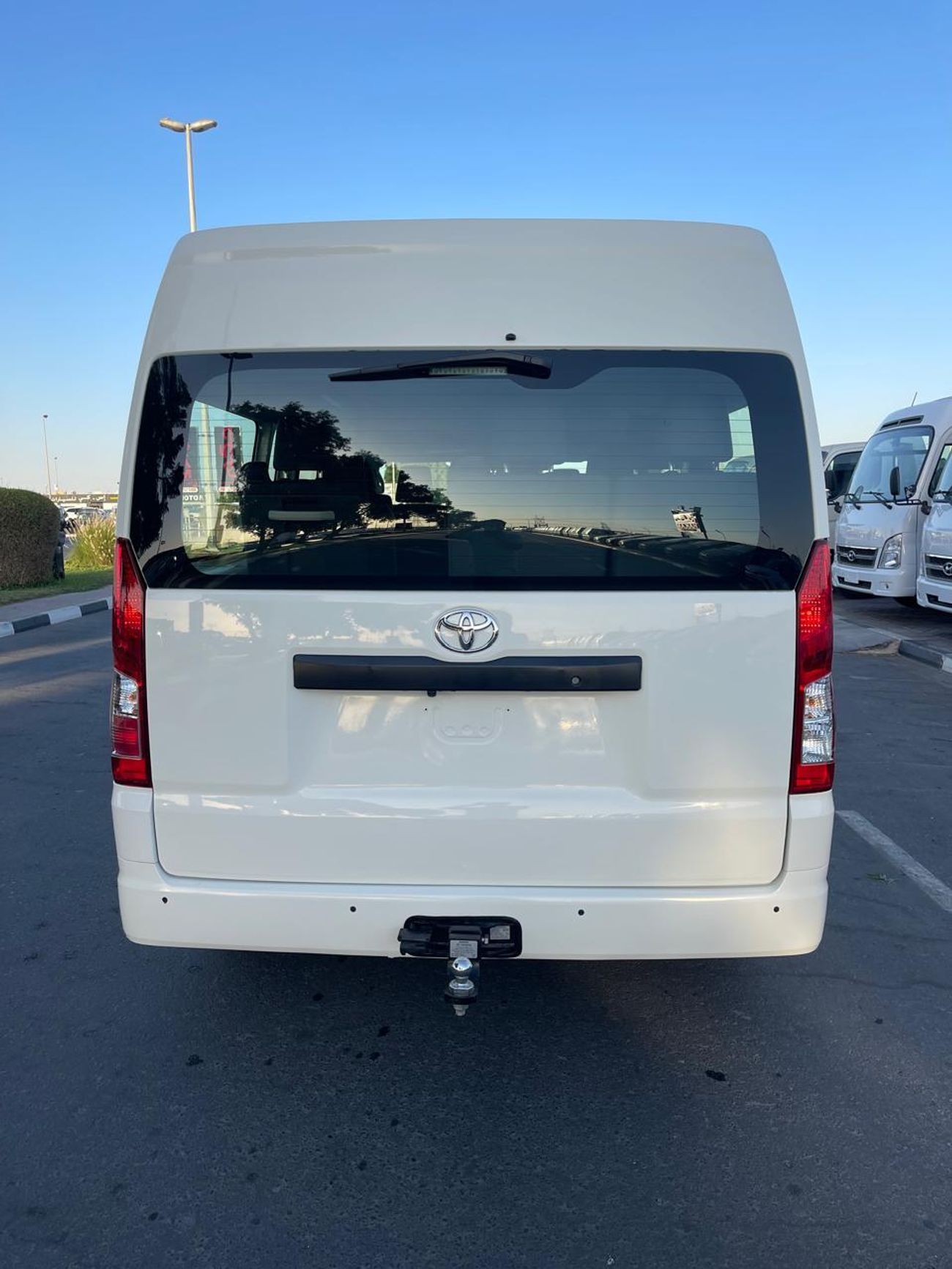 Toyota Hiace 2023 TOYOTA HIACE VAN COMMUTER