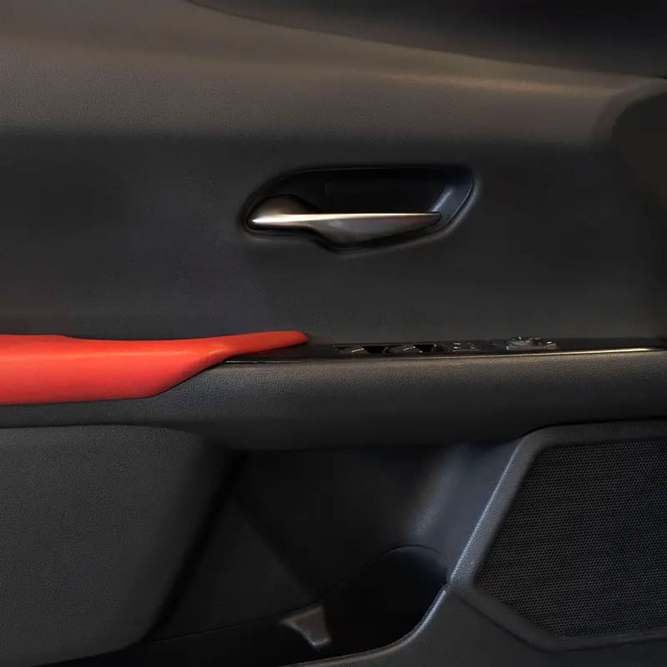 لكزس UX 200 AED 2,299 P.M • 0% Downpayment • Lexus UX200 F-Sport • 1 Year Warranty