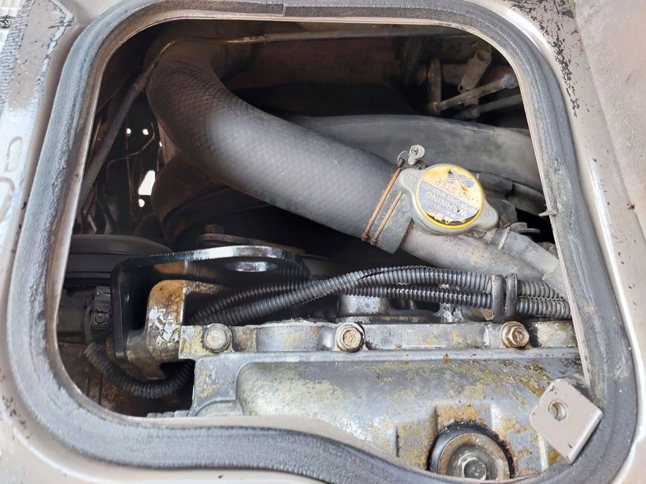 Mitsubishi Rosa MITSUBISHI ROSA BUS RHD 2002 MODEL 4.8 L DIESEL MANUAL(PM00028)