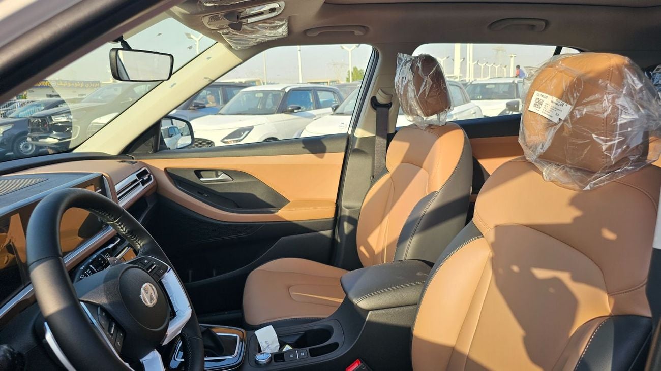 Hyundai Creta Hyundai Creta 1.5 LUXURY PANORAMIC SUNROOF LEATHER SEATS DIAMON CUT ALLOY WHEELS