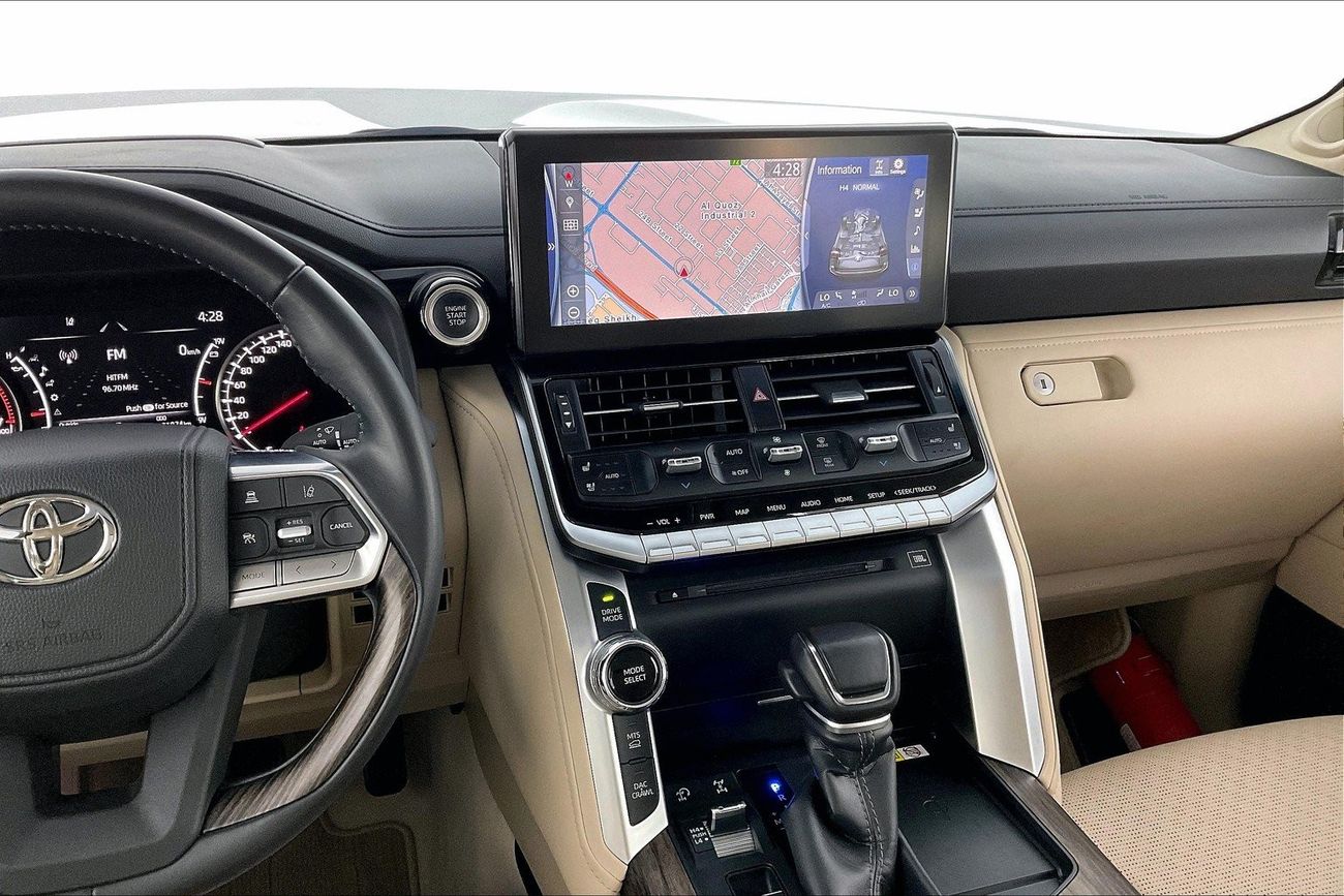 Nissan Kicks SV | 1 year free warranty | 0 Down Payment