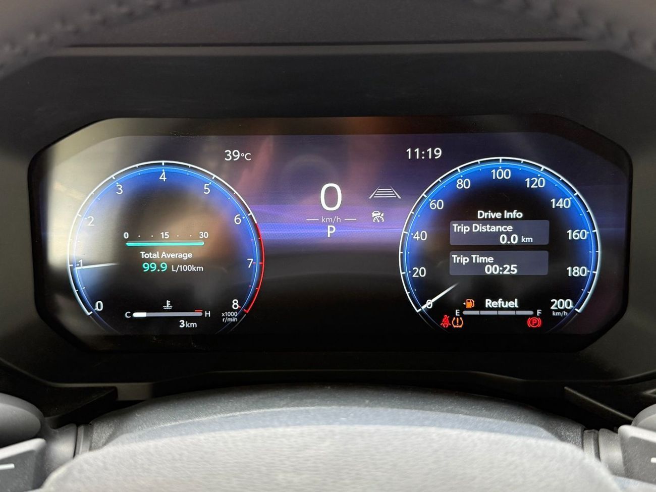 تويوتا برادو LUXURY 2.4 TURBO **EXPORT ONLY**التصدير فقط خارج الخليج***