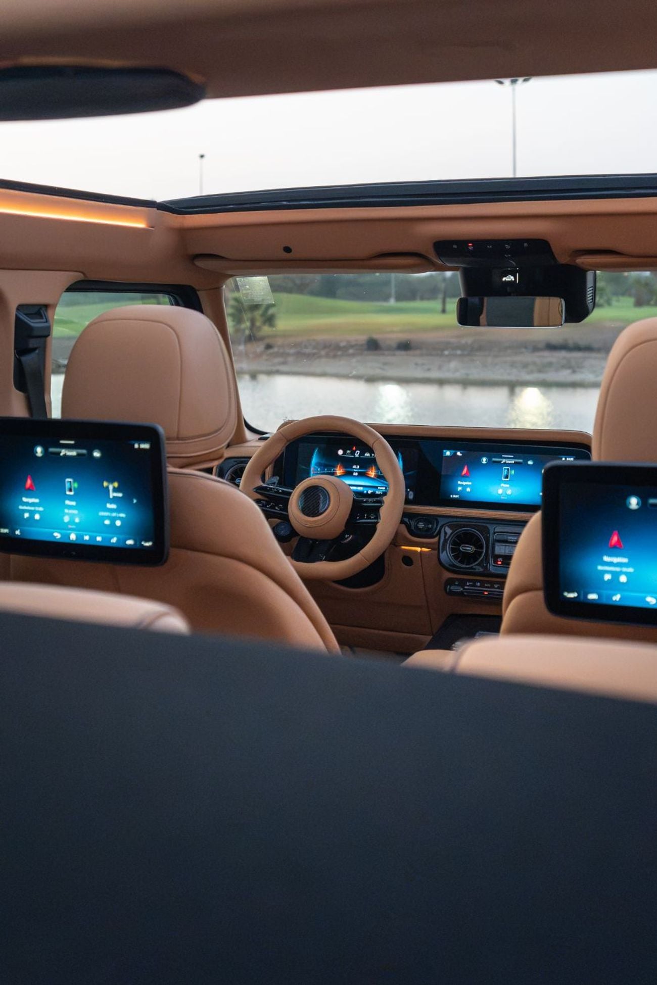 مرسيدس بنز G 63 AMG G800 BRABUS CABRIOLET 2027 واحد من 50 على مستوى العالم