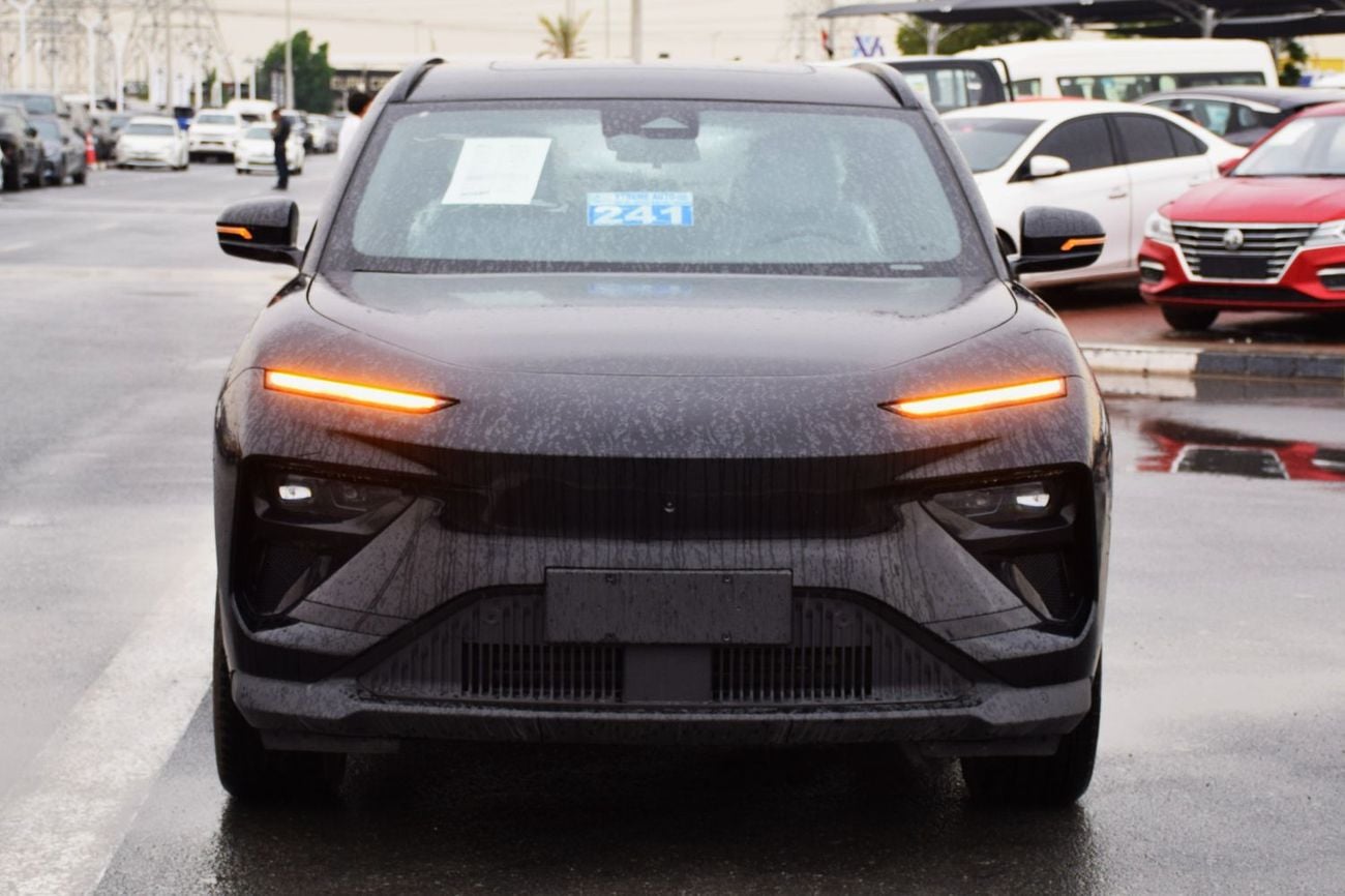 Chery EQ7 Full Electric Drive Range: 512-km