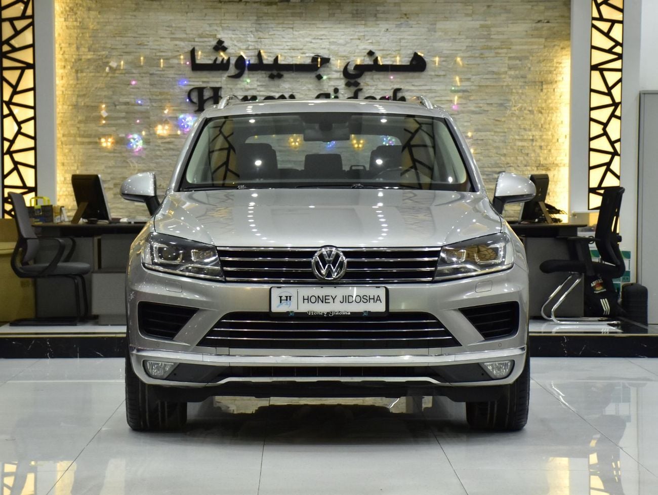 فولكس واجن طوارق EXCELLENT DEAL for our Volkswagen Touareg ( 2016 Model ) in Silver Color GCC Specs
