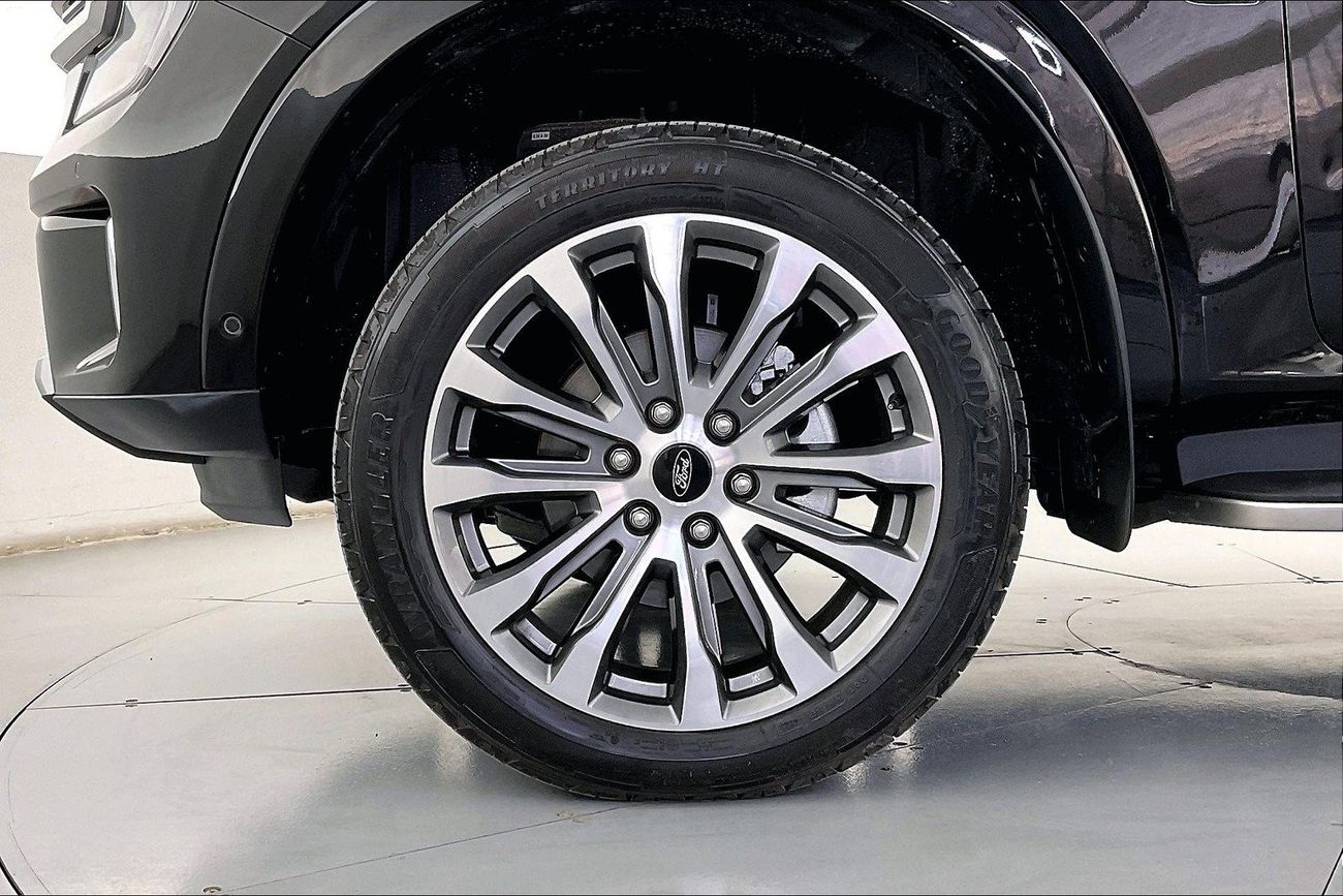 Ford Everest Limited| 1 year free warranty | Exclusive Eid offer