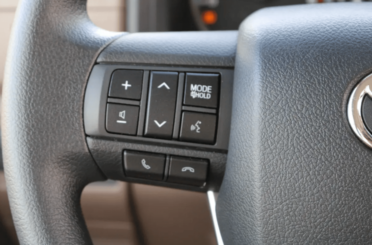 Toyota Land Cruiser 70 ECTWFR006 – 2024 TLC76 5 Doors Hardtop E Grade  – 4.5L Diesel Manual – White