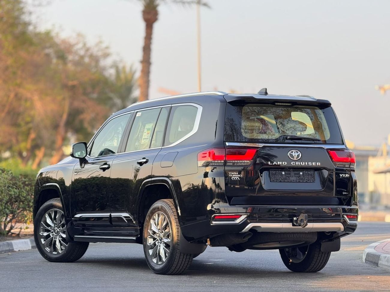Toyota Land Cruiser VXR