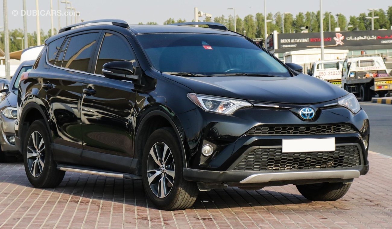 Toyota RAV4 XLE AWD