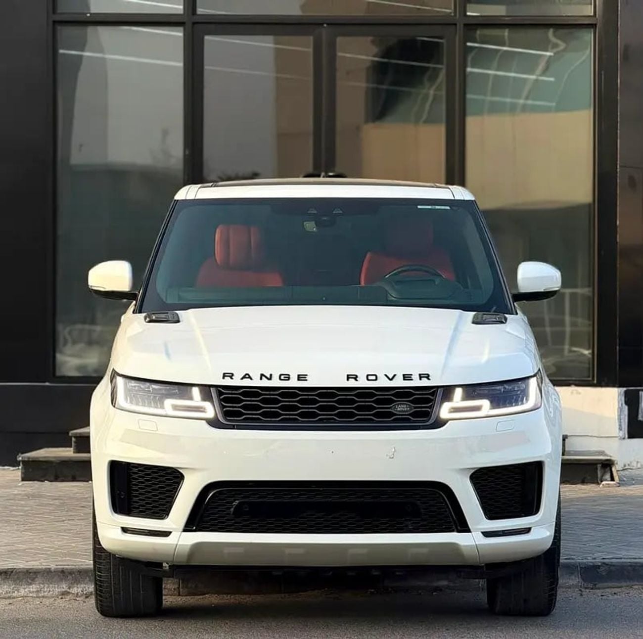 لاند روفر رينج روفر سبورت MORYA JESWANI CARS FOR USED AUTOMOBILE TRADING CO.L.L.C