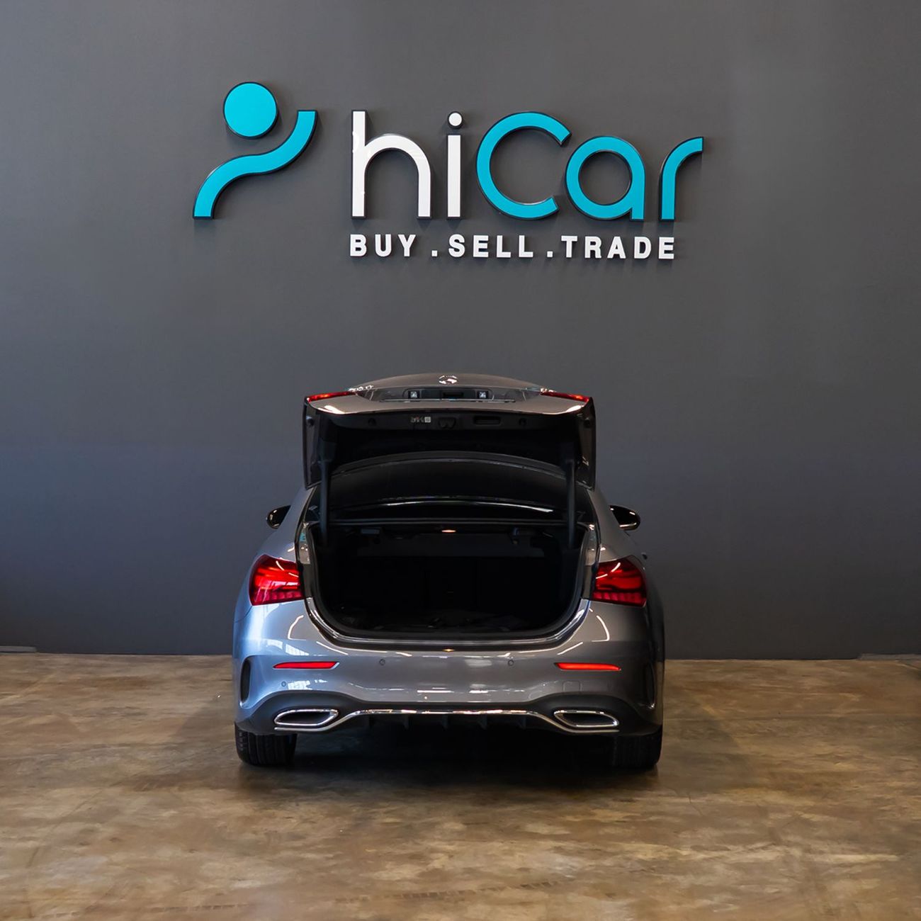 Mercedes-Benz A 200 Std 1.4L AED 2,490 pm • 0% Downpayment • Mercedes A200 • Agency Warranty