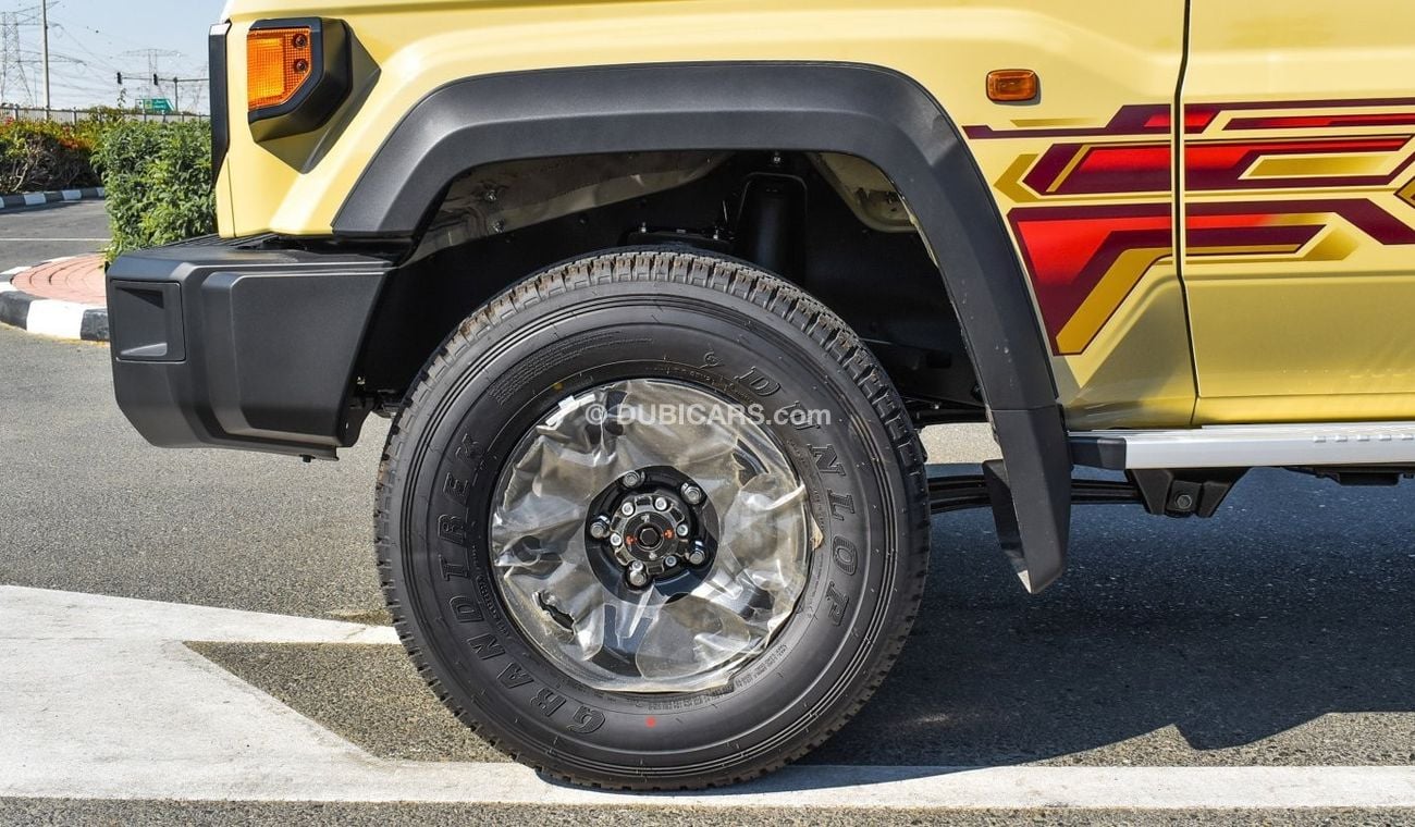 Toyota Land Cruiser 70 4.0L V6 Petrol M/T