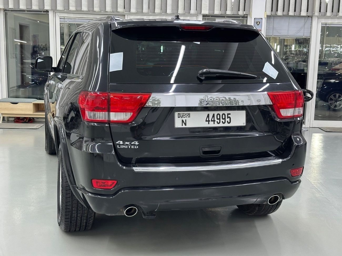 Jeep Grand Cherokee Limited 5.7L (360 HP)