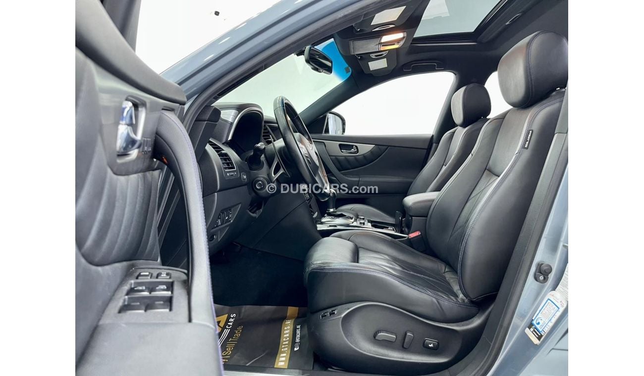 Infiniti QX70 Sport Luxury 2017 Infiniti QX70 S, Full Service History, Warranty, Low Kms, GCC