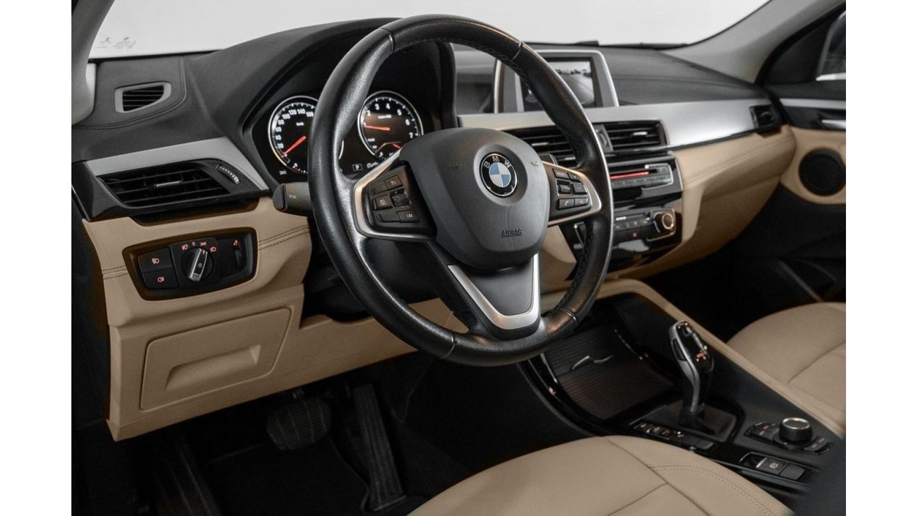 بي أم دبليو X2 sDrive20i