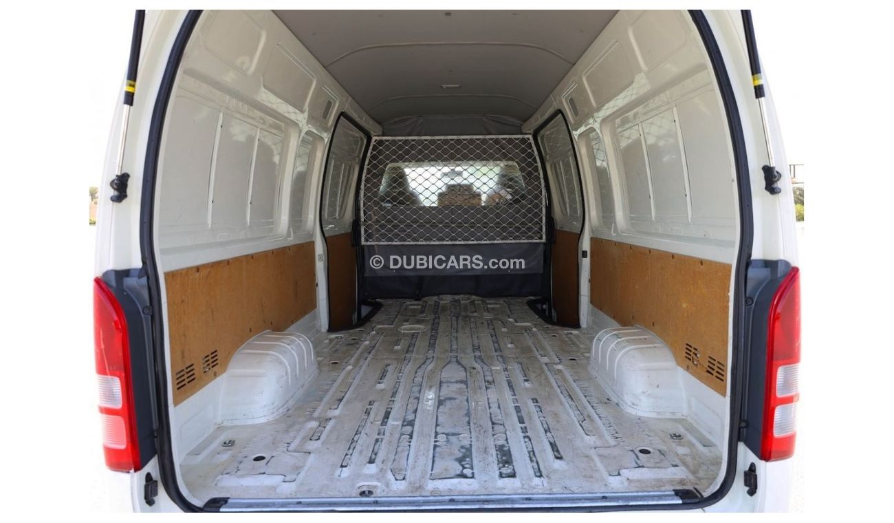 Toyota Hiace Hiace GLS | Delivery Van | Excellent Condition | GCC Specs