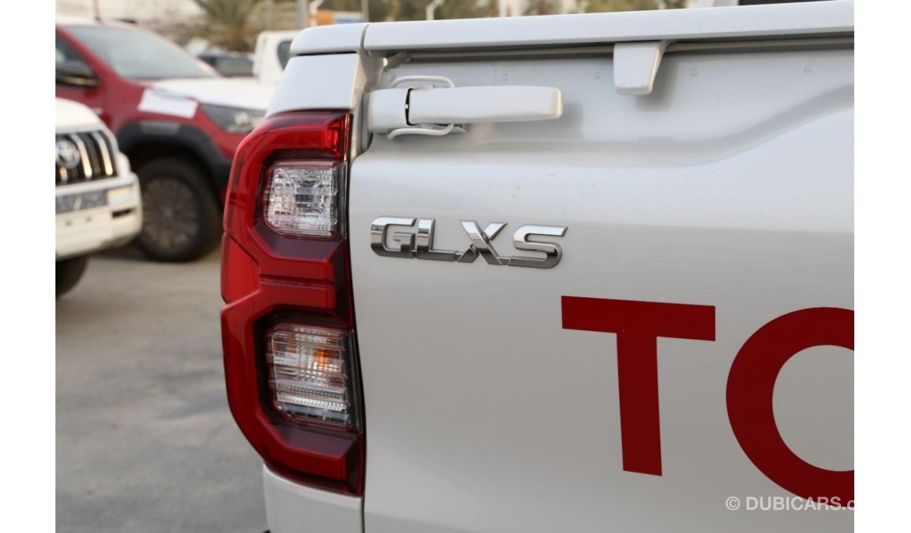 تويوتا هيلوكس Toyota Hilux 4X4 Double cabin 2.4L Diesel SR5 Automatic