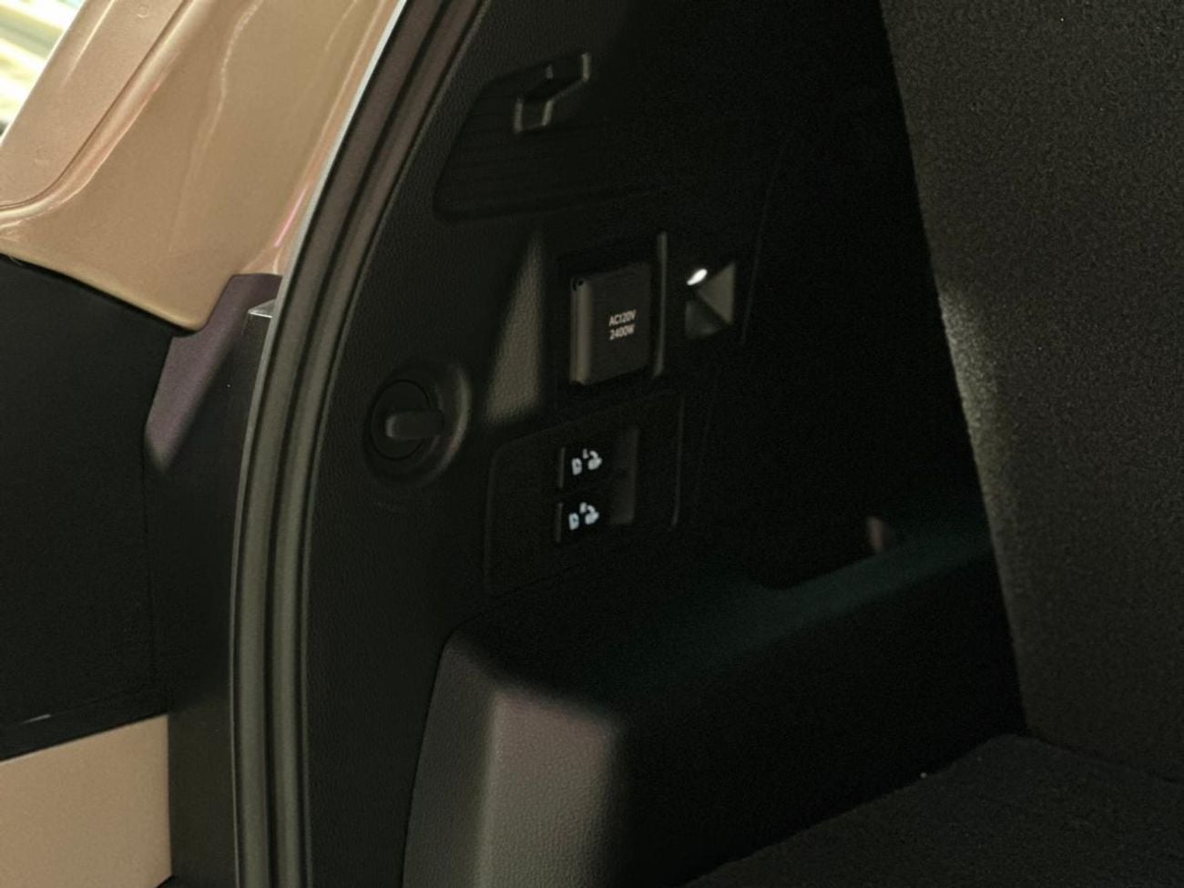 لكزس LX 700h Brand New LX700h Overtrail In Stock