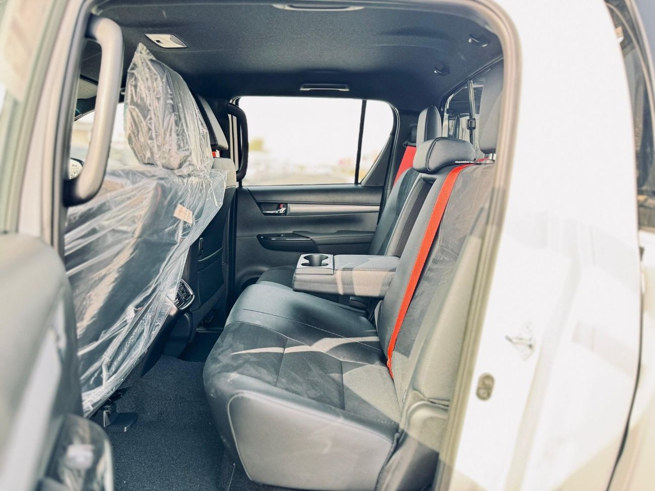 تويوتا هيلوكس GR Sports 4.0L 4WD A/T 2025