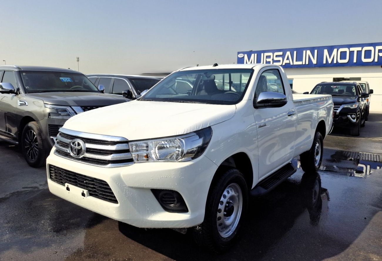 Toyota Hilux Toyota Hilux DLX 2.4L 2025 SC MT White Diesel